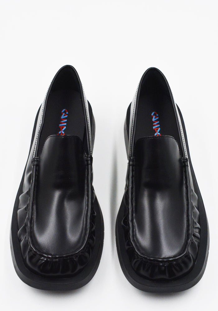 oursローズ着用 CamperLab Mil 1978 ダービーレザーブーツ黒 DOSHABURI通販｜CAMPERLAB MIL 1978 LEATHER LOAFERS BLACK FW25