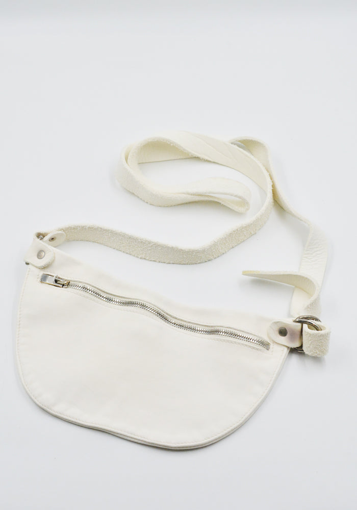 GUIDI Q100 SOFT HORSE FULL GRAIN BELT-BAG WHITE | DOSHABURI Shop
