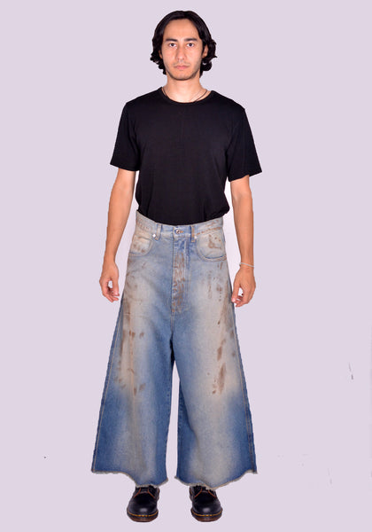LU'U DAN MP052D WD WIDE CROPPED JEANS STAINED BLUE FW24 | DOSHABURI Online Shop
