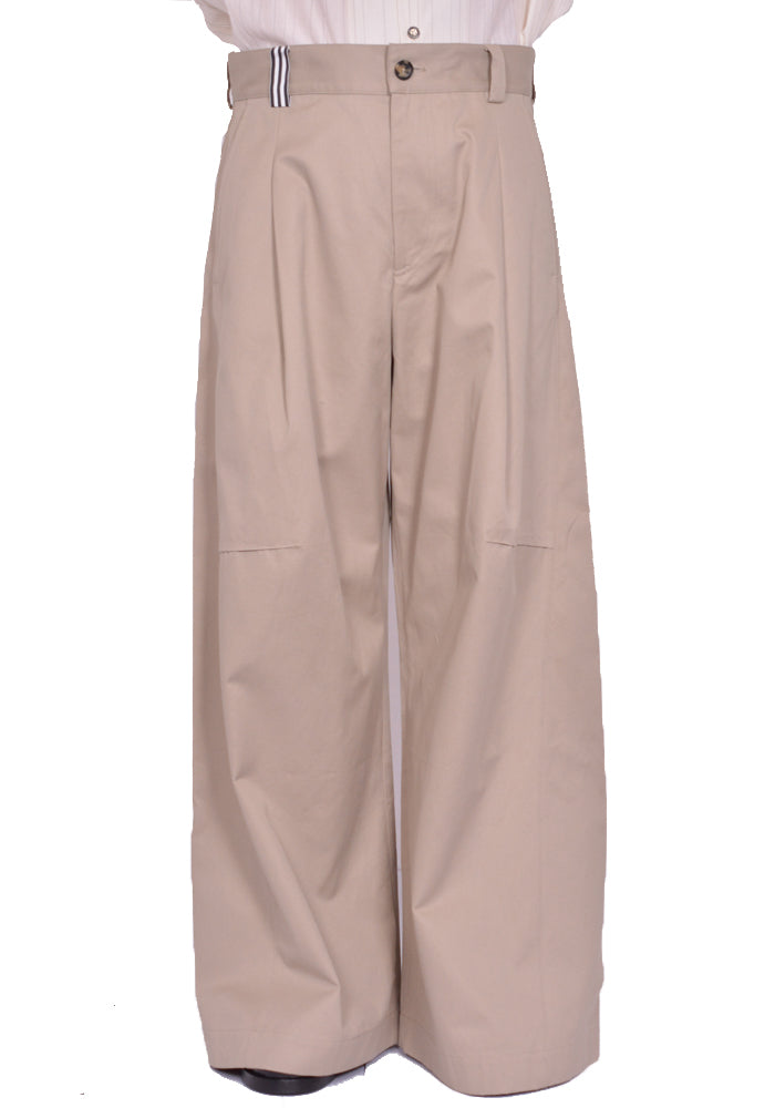 MARINA YEE JULIUS KNEE DARTS TROUSERS BEIGE SS25 | DOSHABURI Shop