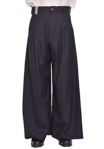 MARINA YEE JULIUS KNEE DARTS TROUSERS BLACK SS25 | DOSHABURI Shop
