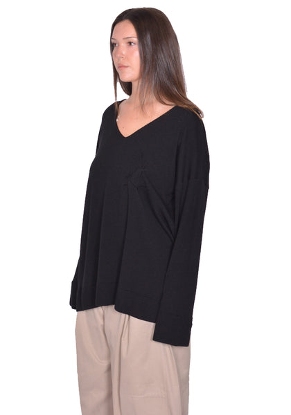 MARINA YEE KISS ORIGAMI V-NECK KNIT SWEATER BLACK SS25 | DOSHABURI Shop