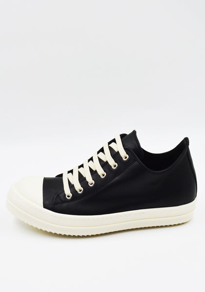 RICK OWENS LOW SNEAKERS BLACK/MILK SS26 | DOSHABURI Online Shop