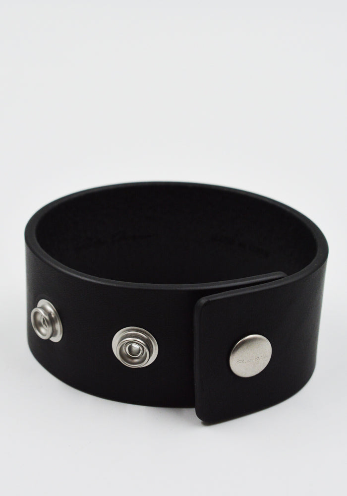 RICK OWENS MEN ANTHEM CUFF BLACK FW25 | DOSHABURI Online Shop