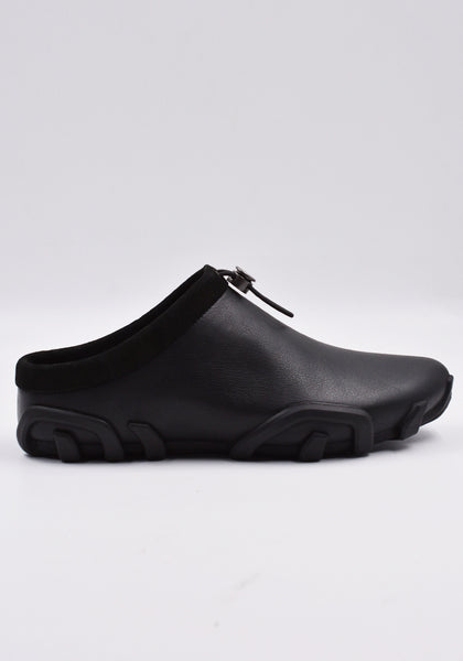 AT.KOLLEKTIVE KIKO KOSTADINOV WOMENS SAIDA SLIP-ON SHOES BLACK SS24 | DOSHABURI Online Shop