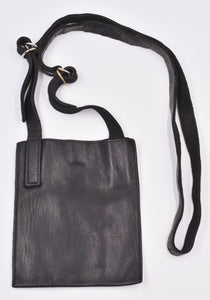 GUIDI FT2 SOFT HORSE FULL GRAIN  FLAT CROSSBODY BAG BLACK | DOSHABURI Online Shop