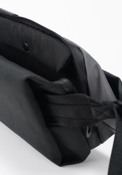 COTE&CIEL 28978 ISARAU S SLING BAG REFLECTIVE BLACK | DOSHABURI Online Shop