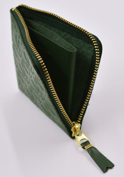 COMME DES GARCONS SA310EA EMBOSSED ZIP WALLET BOTTLE GREEN | DOSHABURI Shop