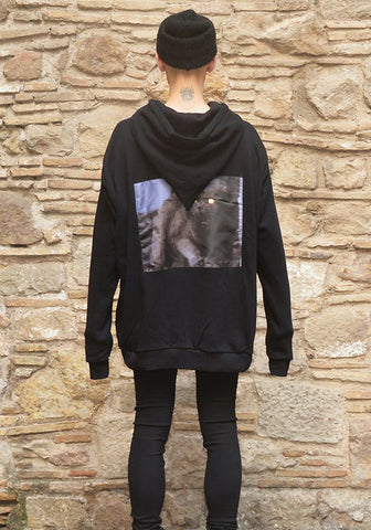 YUIKI SHIMOJI UNISEX OVERSIZE HOODED SWEATSHIRT BLACK CAT