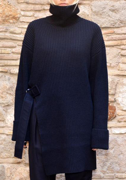 UJOH TURTLE NECK KNIT TUNIC SWEATER NAVY | 50% OFF SALE | Doshaburi Online