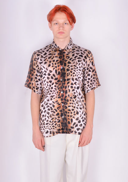 ENDLESS JOY SHORT SLEEVE SILK SHIRT LEOPARD FW21 | DOSHABURI Shop