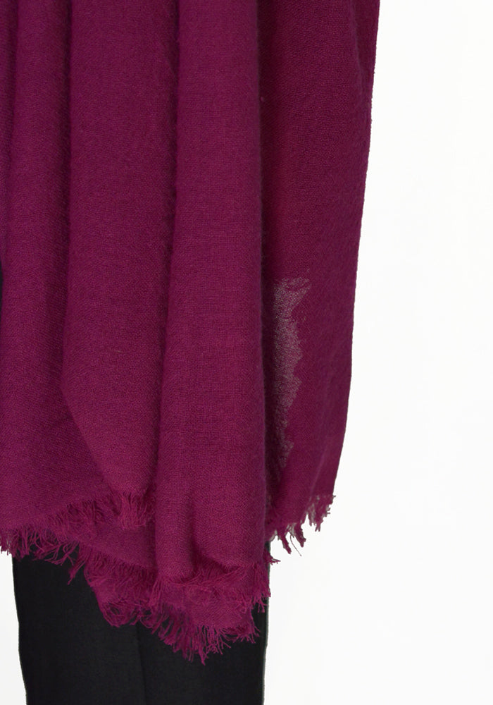 ANN DEMEULEMEESTER SOFT CASHMERE SCARF VIOLET-DOSHABURI