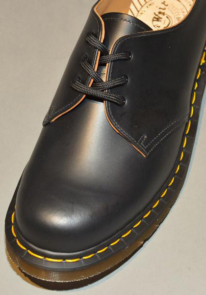 DR. MARTENS VINTAGE 1461 LEATHER SHOES BLACK QUILON MADE IN ENGLAND - DOSHABURI Shop